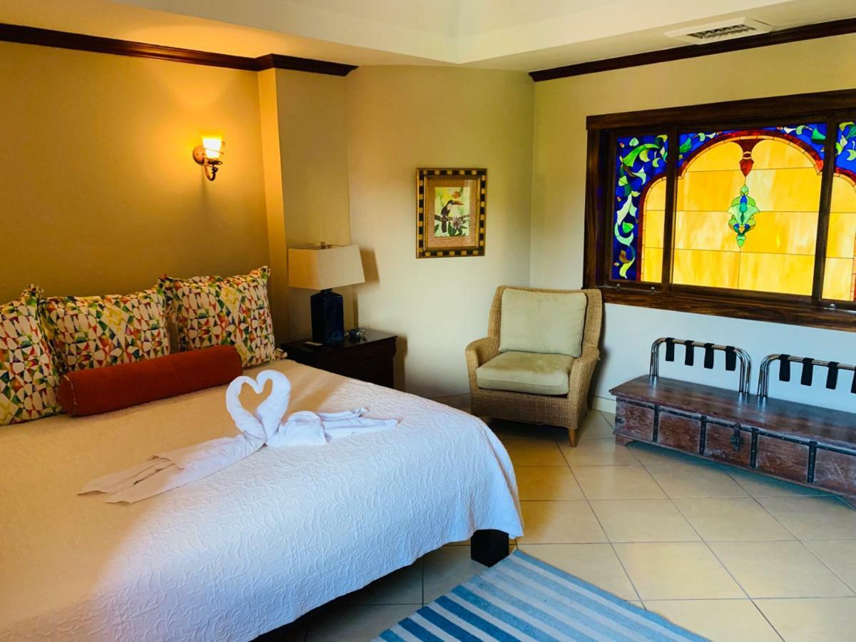 Pacifico Colonial Condominiums Nationalpark Nationalpark Manuel Antonio Exterior foto